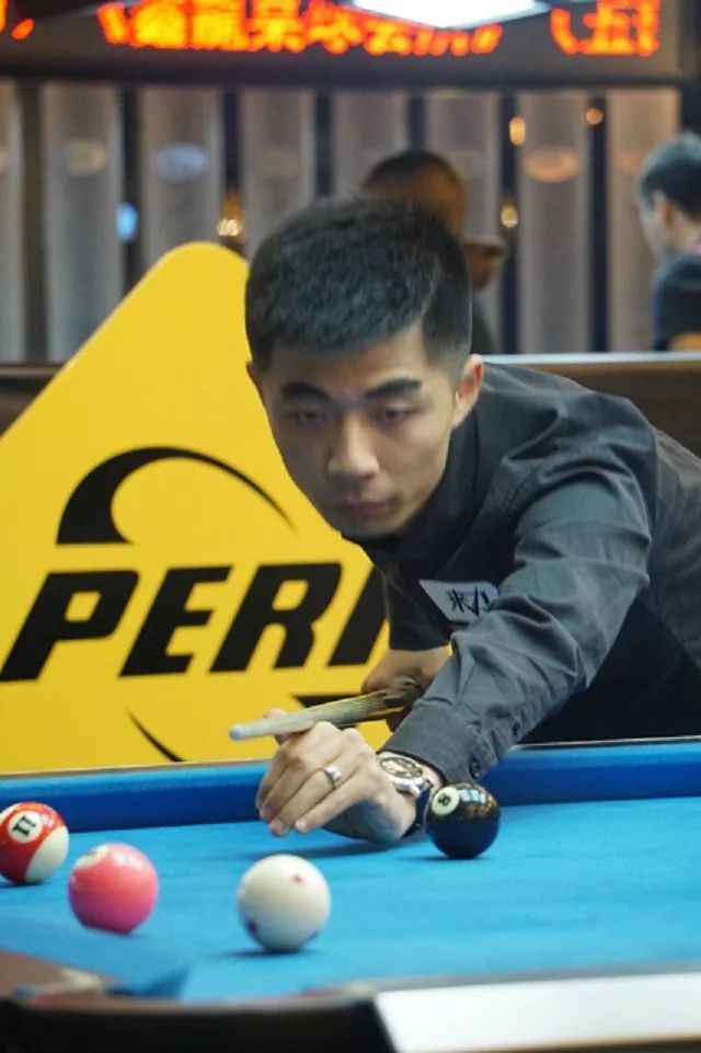 很多场馆采 很多场馆采