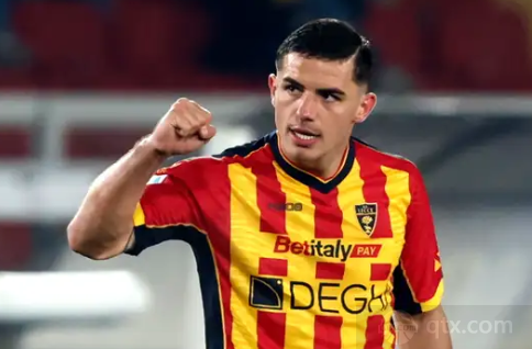 场外争议 场外争议