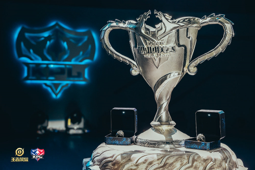 许多顶尖俱 许多顶尖俱