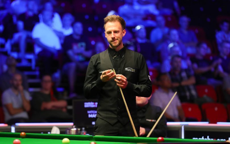 守球员试图 守球员试图