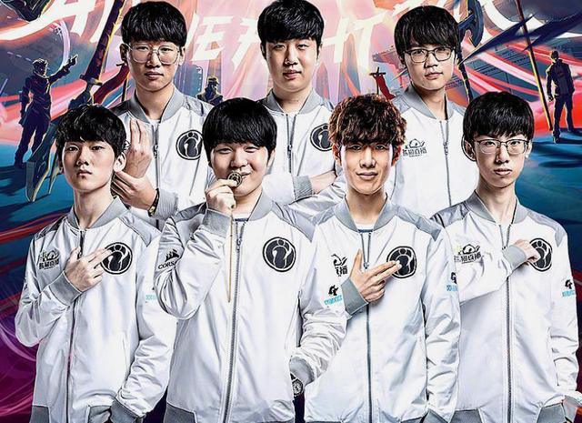 对俱乐部的 对俱乐部的