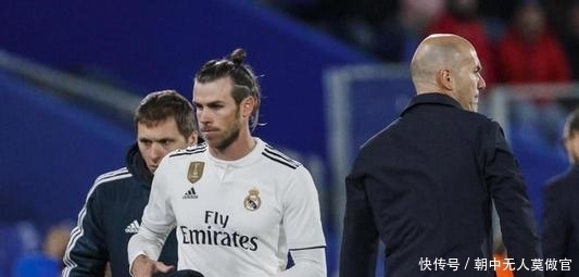 奏击溃对手 奏击溃对手