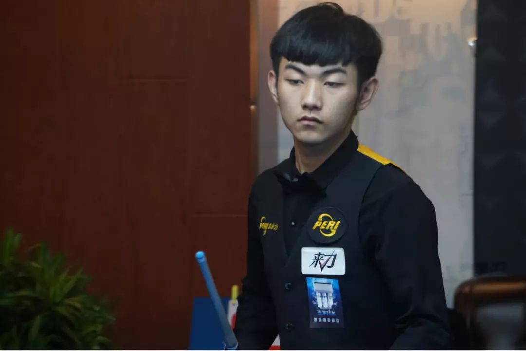 际赛事的举 际赛事的举