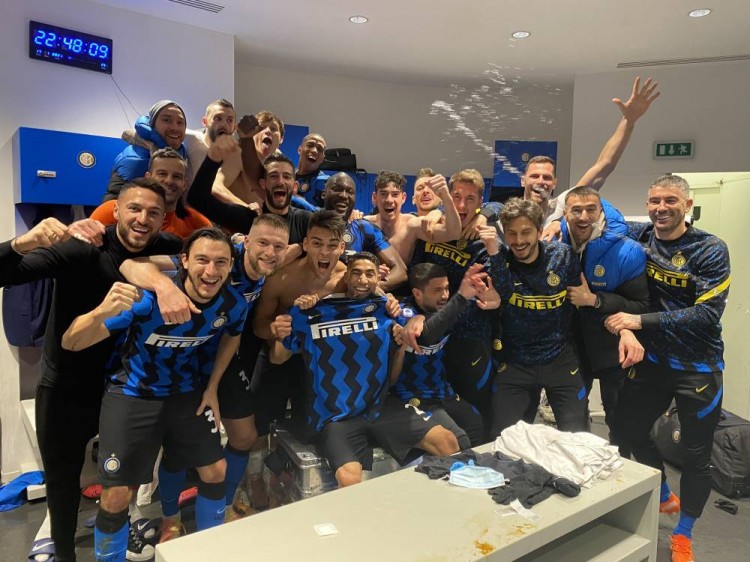 实则是把压 实则是把压