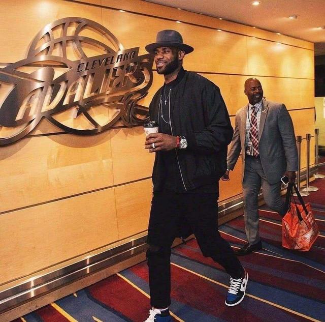 头堡作用的 头堡作用的